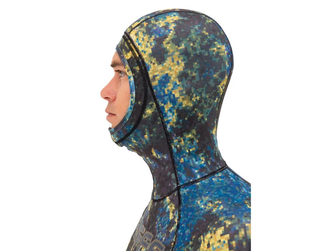 Riffe Hooded Rash Guard W/ Beavertail & Loading Pad