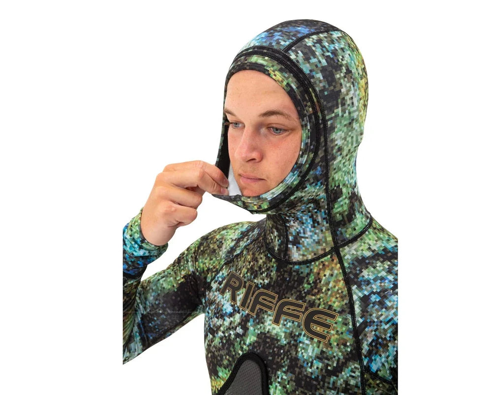 Riffe Rash Guard W/ Beavertail & Loading Pad