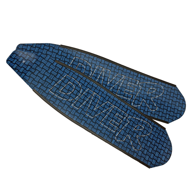 DiveR Blue Carbon Long Blade Fins